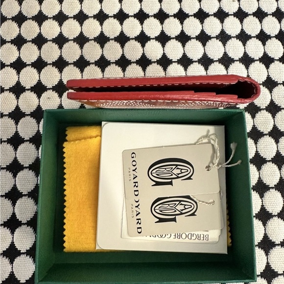 Goyard Red Card Holder Luxury Accessory - Picture 9 of 10